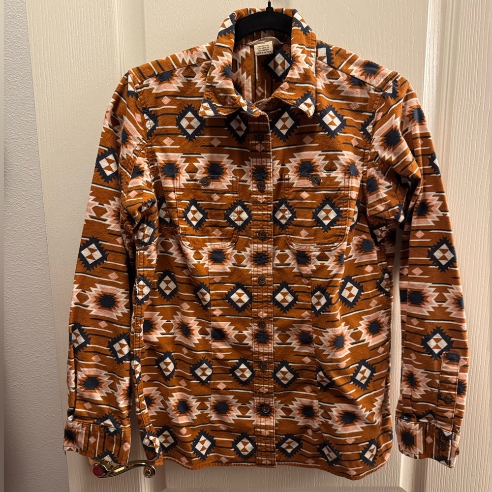 Duluth Trading Co Women’s Free Swinging Flannel Shirt